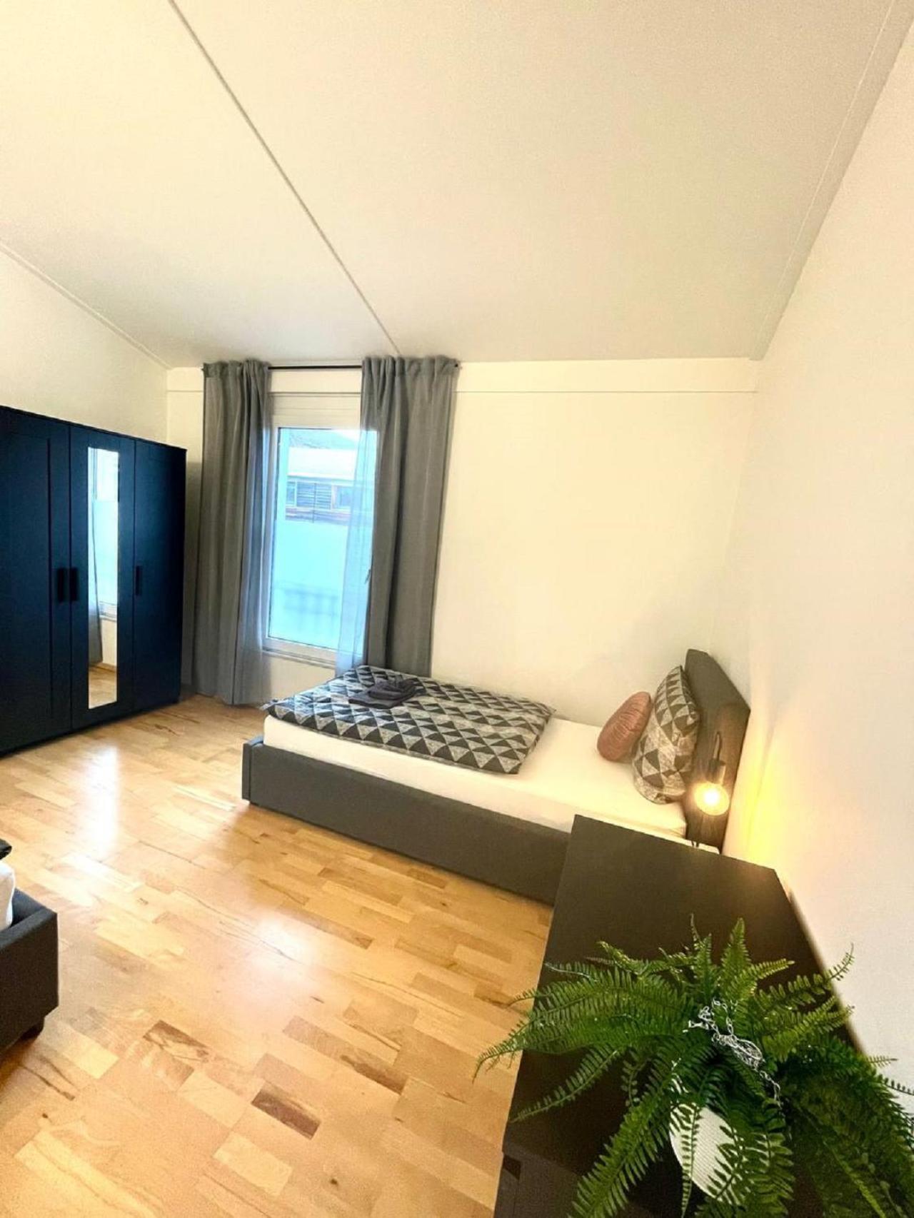 Geraeumiges Ferienhaus In Koblenz 科布倫茨 外观 照片